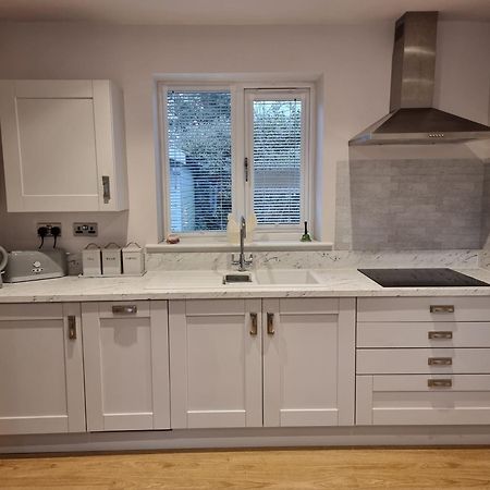 Begonia Cottage Briston Екстериор снимка