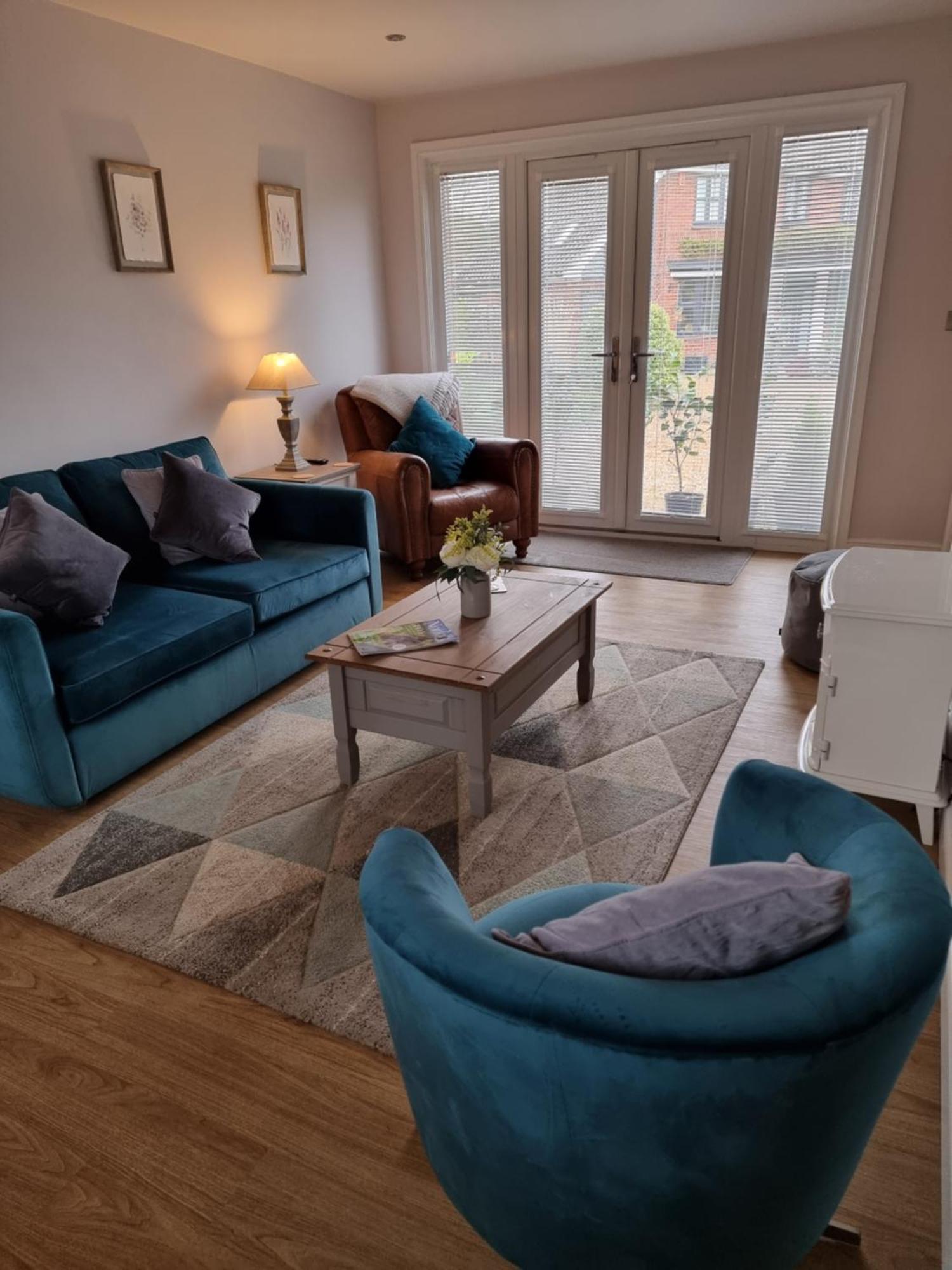 Begonia Cottage Briston Екстериор снимка